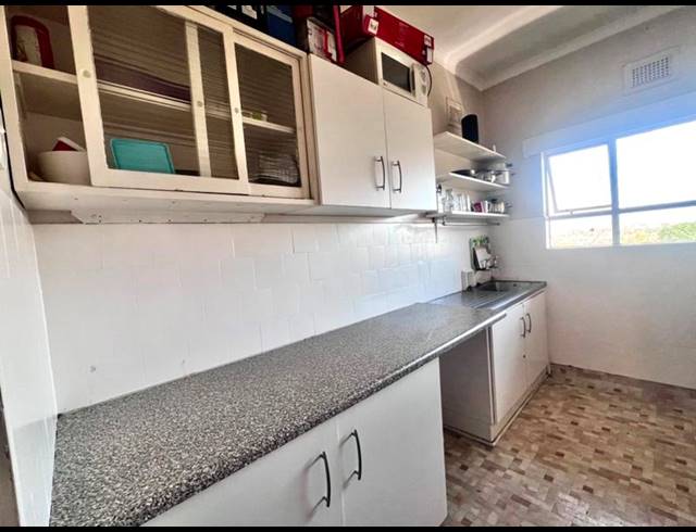 2 BEDROOM APARTMENT FOR SALE IN SCOTTSVILLE